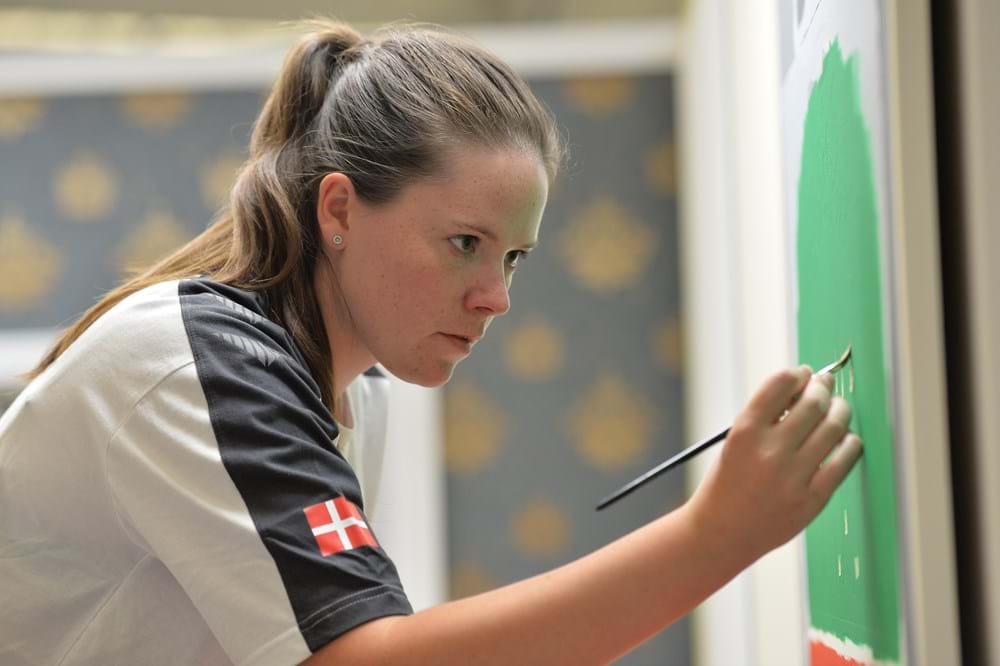 Det har krævet fuld koncentration af få en 10. plads i en hård konkurrence til WorldSkills 2019 for Kamilla Højrup. Foto SkillsDenmark